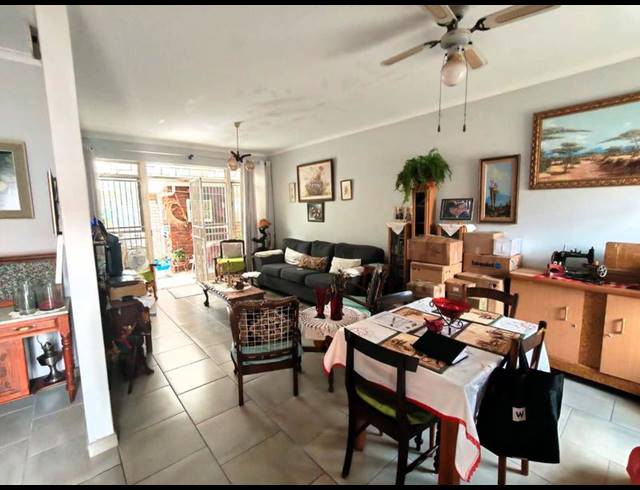 3 BEDROOM TOWNHOUSE FOR SALE IN HENNOPSPARK